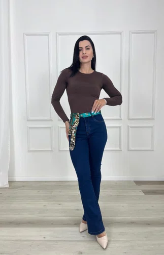 Calça Boot Cut Jeans Chapa Barriga C/Lenço 