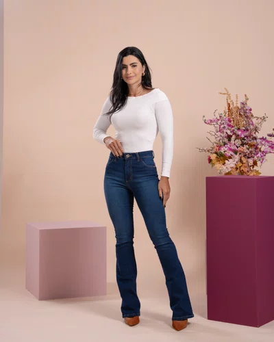 Calça Boot Cut Jeans Barra Tradicional Decidida