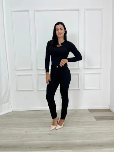 Calça Cigarrete Jeans Color Preta Chapa Barriga 