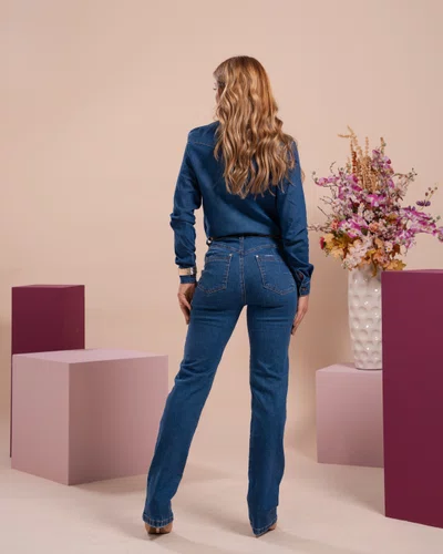 Calça Perna Reta Jeans Tradicional Com Cinto  