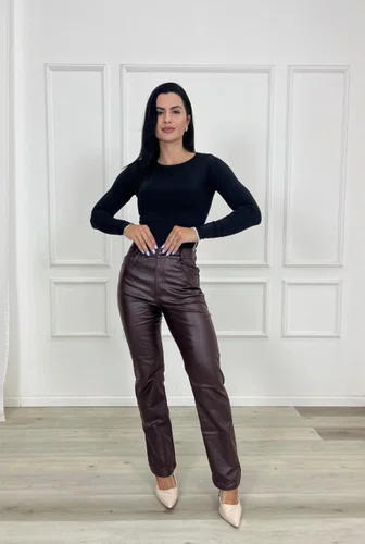 Calça perna Reta Resinada Termica  