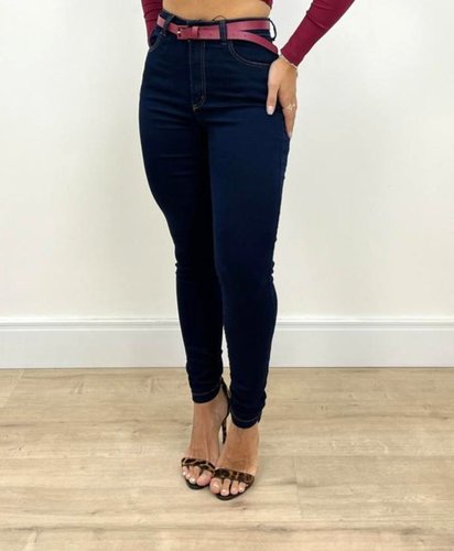 Calça Skinny Jeans Azul Carbono Com Cinto  