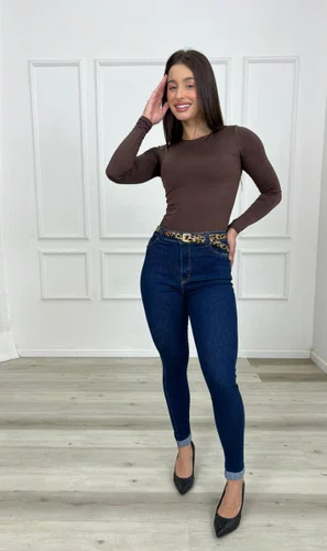 Calça Skinny Jeans Com Cinto Barra Dobrada 