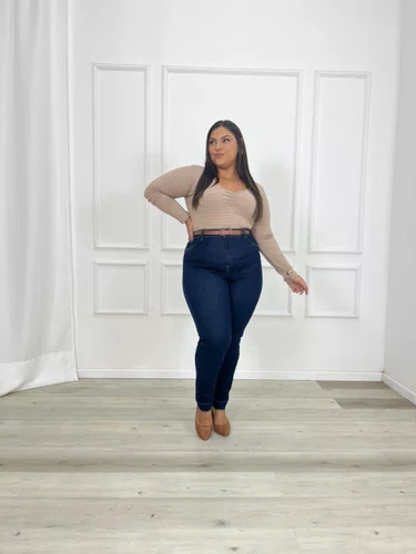 Calça Skinny Jeans Com Cinto Plus 