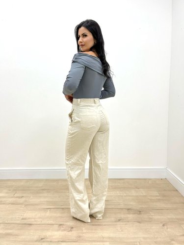 Calça Wide Leg De Linho Bolso Faca Barra Tradicional 