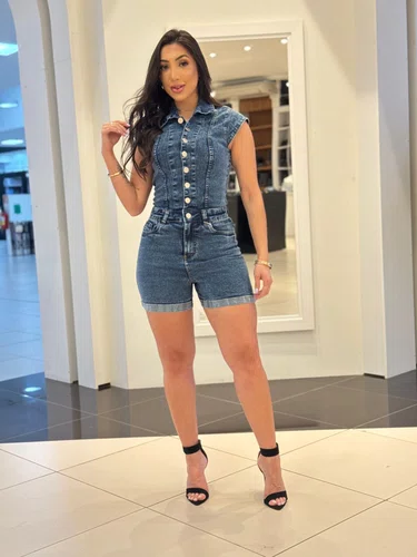 Macacao Jeans Com Botoes Barra Dobrada 