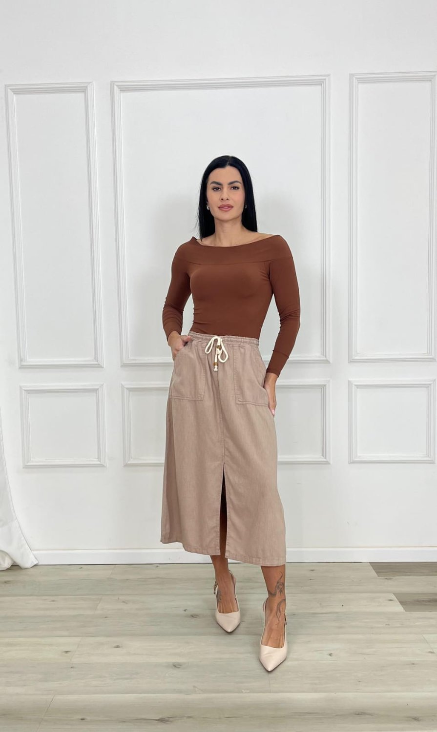 Saia Midi Color Com Fenda Frontal E Cordao