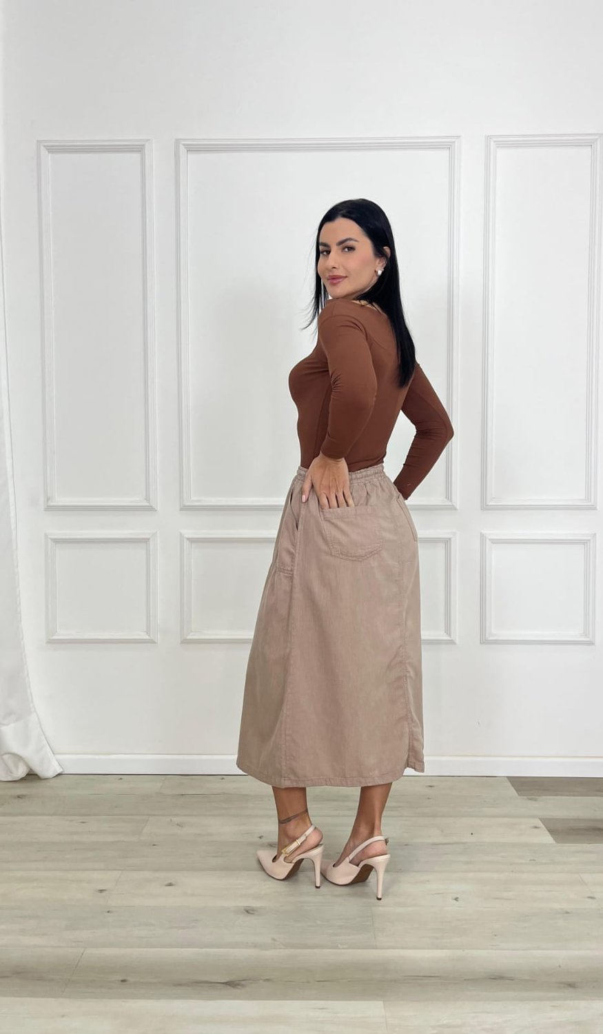 Saia Midi Color Com Fenda Frontal E Cordao