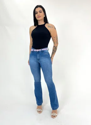Calça Boot Cut Jeans Barra Dobrada Com Cinto 