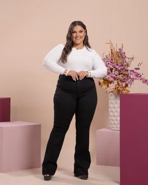 Calça Boot Cut Jeans Color Tradicional  Plus