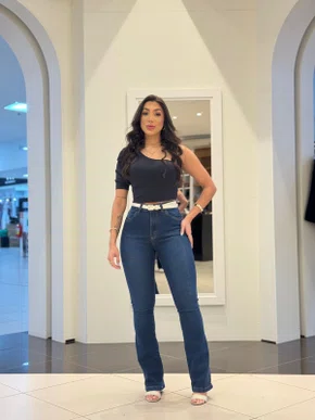 Calça Boot Cut Jeans Com Cinto 