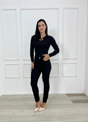 Calça Cigarrete Jeans Color Preta Chapa Barriga 