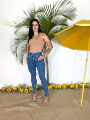 Calça Cigarrete Jeans  Power Dois Botoes 