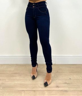 Calça Jeans Skinny Com Dois Botões Barra Tradicional