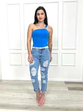 Calça Mom Doble Com Cinto E Detonado A Frente 