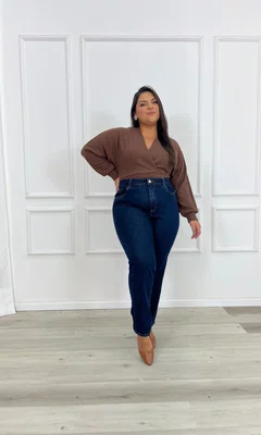 Calça Mom Jeans Plus Barra Tradicional 