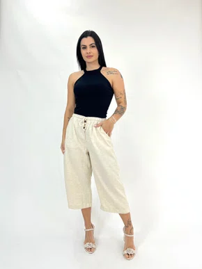 Calça Pantacourt De Linho Com Elastico Na Cintura