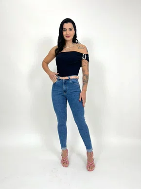 Calça Skinny Jeans Barra Dobrada Com Cinto 