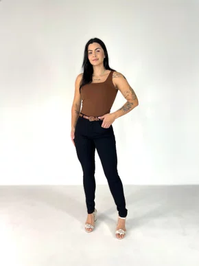 Calça Skinny Jeans Preta Com Cinto 