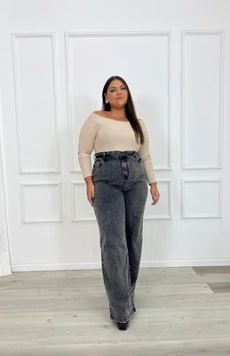 Calça Wide Leg Jeans Preto Estonado Com Cinto  Plus 