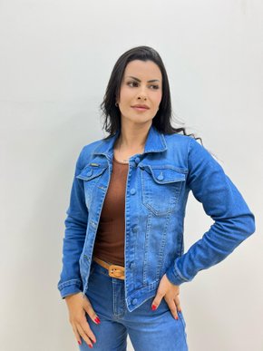 Jaqueta Jeans Com Botoes Forrados E Bolsos 