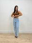 Calça Jeans Reta Com Detalhe De Fenda Na Barra 