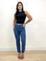 Calça Mom Jeans Com Penses A Frete E Cinto 