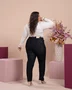 Calça Mom Jeans Plus Com Cinto