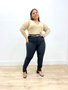 Calça Skinny Preta De Bengaline Com Cinto 